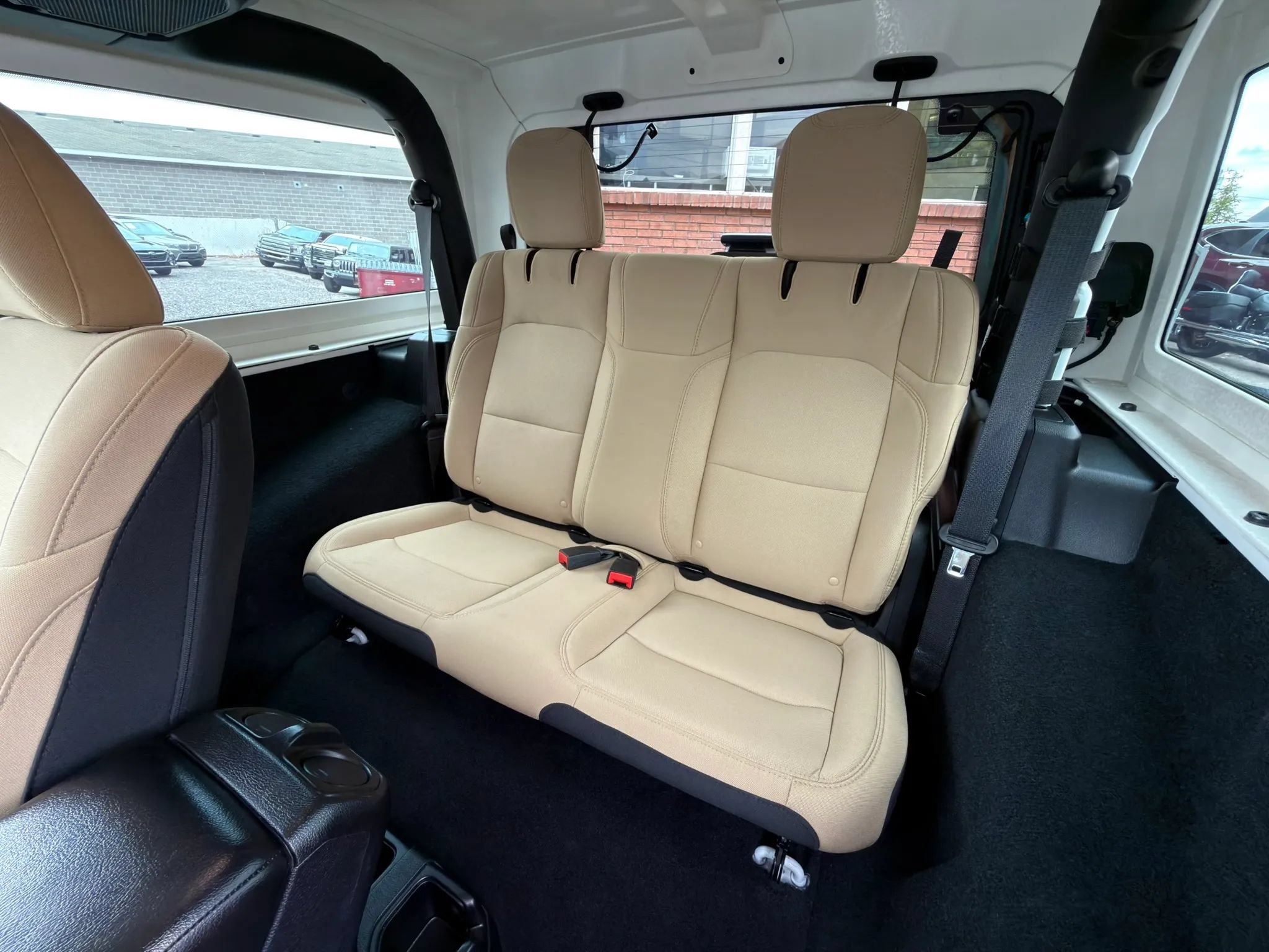Used 2019 Jeep Wrangler Sport AWD/4WD image 21