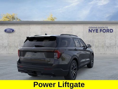 New 2026 Ford Explorer ST-Line AWD/4WD image 9