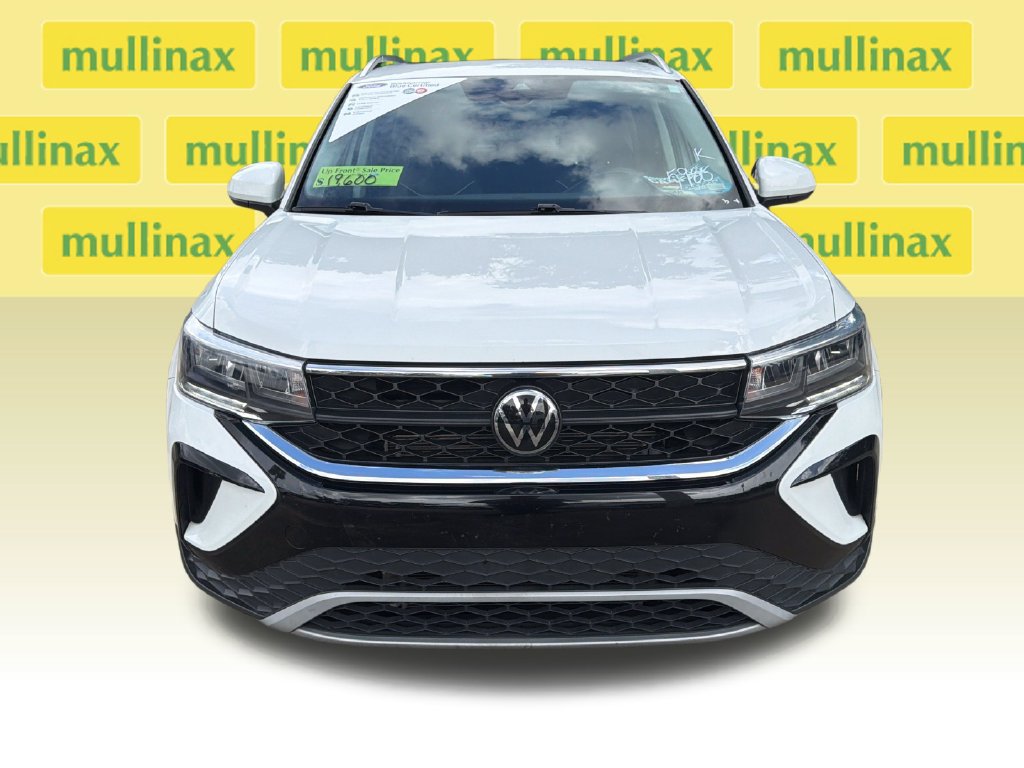 Used 2024 Volkswagen Taos SE FWD image 14