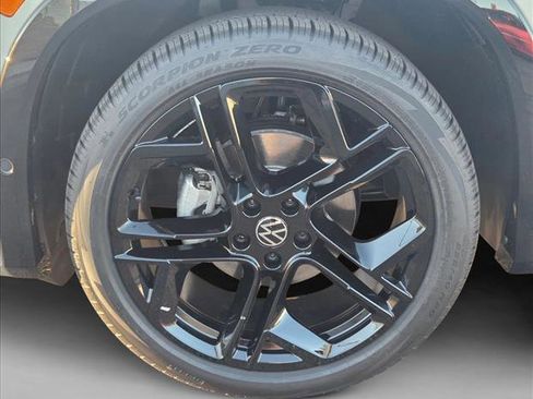 New 2026 Volkswagen Tiguan SE R-Line image 10