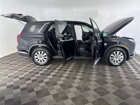 Used 2025 Hyundai Palisade SE AWD/4WD image 14