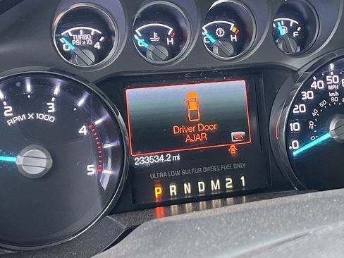 Used 2013 Ford F350 Lariat w/ Lariat Chrome Pkg image 5