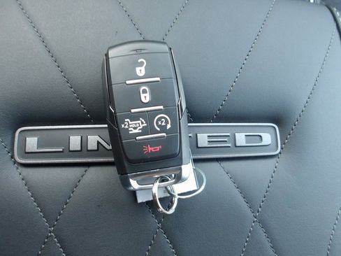 New 2026 RAM 2500 Limited image 21