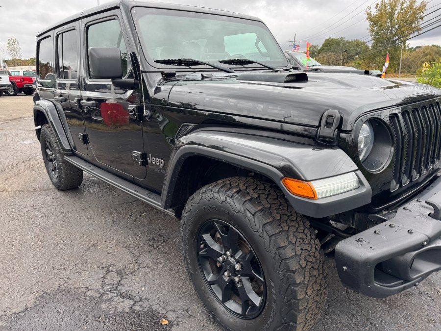 Used 2019 Jeep Wrangler Unlimited Sahara w/ Quick Order Package 24M Moab AWD/4WD image 12
