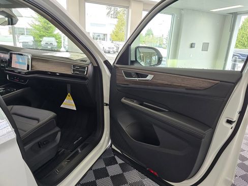 New 2025 Volkswagen Atlas Cross Sport SEL R-Line image 27