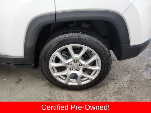 Certified 2022 Jeep Compass Latitude w/ Sun and Sound Group AWD/4WD image 37