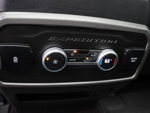 Certified 2021 Ford Expedition XLT image 21