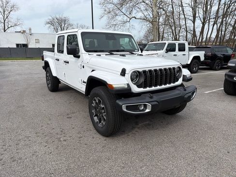 New 2026 Jeep Gladiator Sport image 4