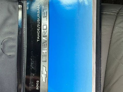Used 2003 Chevrolet Suburban 2500 LT w/ LT Preferred Equipment Group AWD/4WD image 31