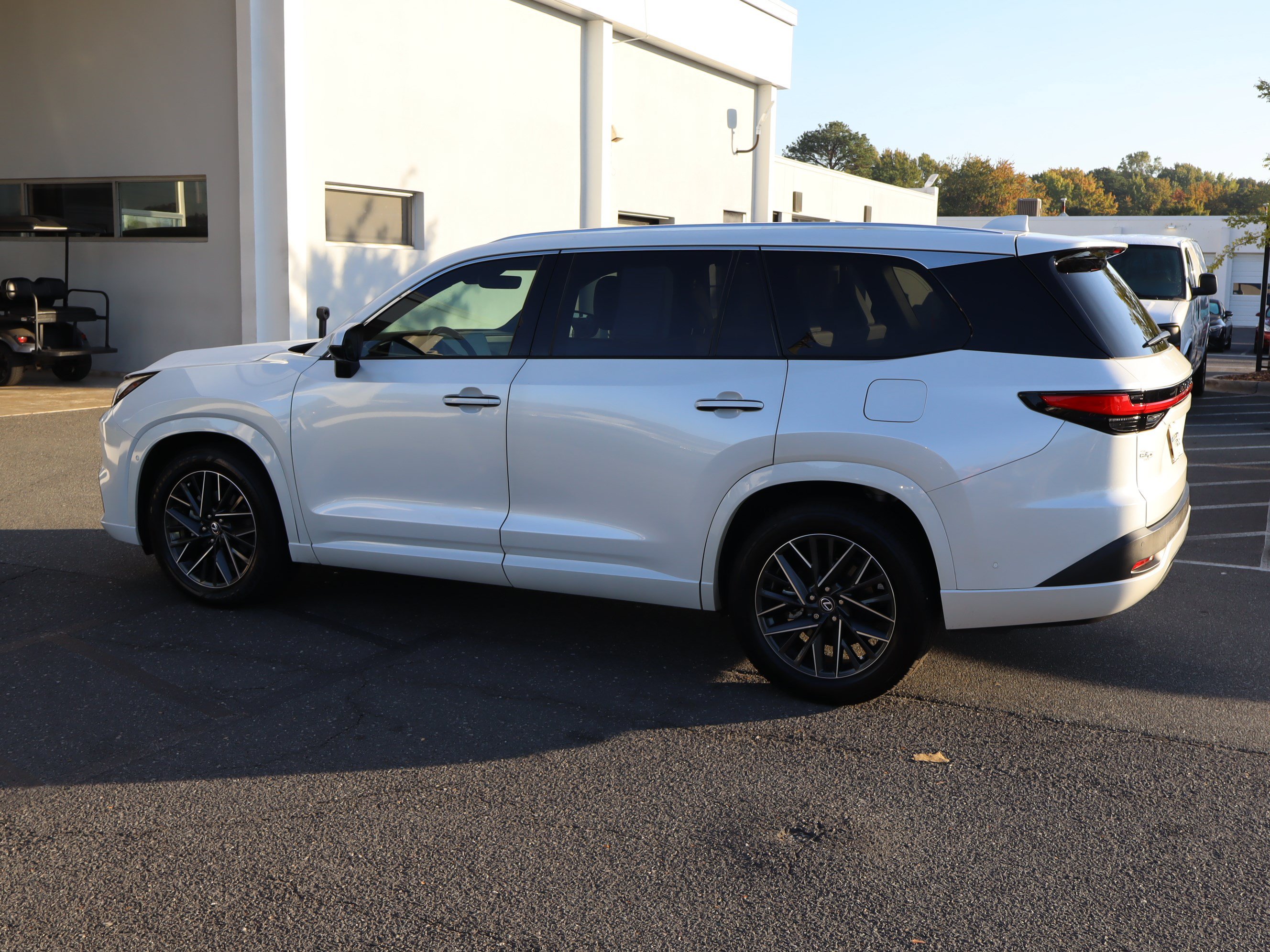 Used 2025 Lexus TX 350 FWD w/ Technology Package image 7