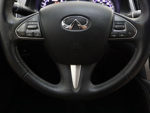 Used 2017 INFINITI Q50 Signature Edition RWD image 23