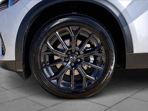 Used 2025 MAZDA CX-70 3.3 Turbo w/ Premium Plus Pkg image 10