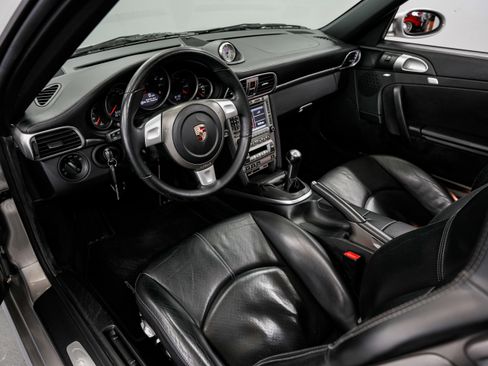 Used 2005 Porsche 911 Carrera S RWD image 9