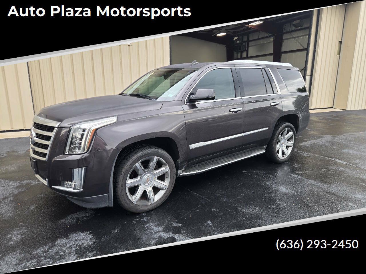 Used 2015 Cadillac Escalade Luxury AWD/4WD image 1