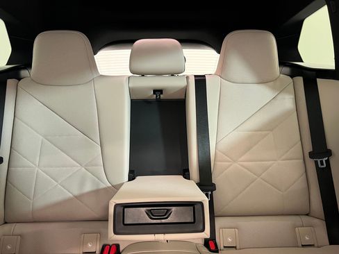 Certified 2022 BMW iX xDrive50 w/ Convenience Package image 32