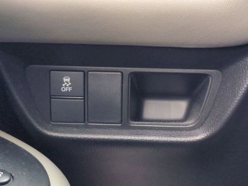 Used 2024 Honda HR-V LX image 17