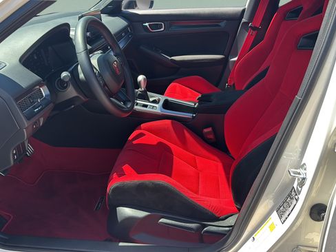 Certified 2025 Honda Civic Type R image 11