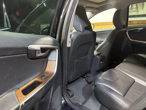 Used 2017 Volvo XC60 T6 Inscription w/ Preferred Option Package AWD/4WD image 22