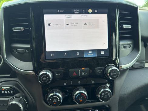 Used 2025 RAM 1500 Big Horn RWD image 8
