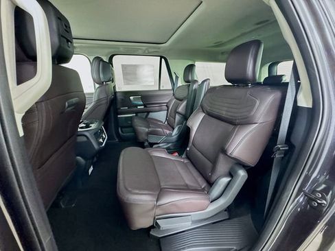 New 2026 Ford Expedition Max Platinum w/ Platinum Ultimate Package AWD/4WD image 26