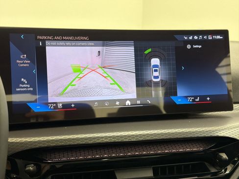 New 2026 BMW 330i xDrive Sedan w/ Premium Package AWD/4WD image 25