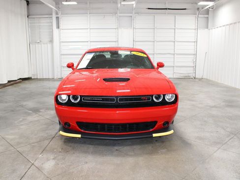 Used 2023 Dodge Challenger R/T image 3