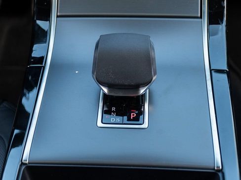 Used 2026 Land Rover Range Rover Velar S AWD/4WD image 18