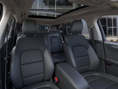 New 2025 Ford Escape SE image 10