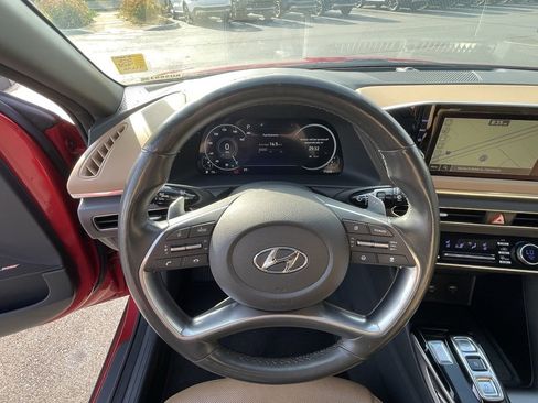 Used 2021 Hyundai Sonata Limited image 11
