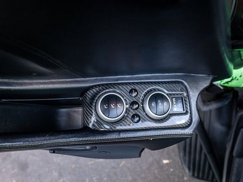 Used 2016 McLaren 650S Spider image 37