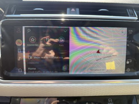 Used 2022 Land Rover Range Rover Velar S AWD/4WD image 22