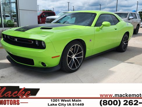Used 2015 Dodge Challenger R/T Scat Pack w/ Leather Interior Group RWD image 1