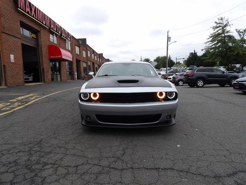 Used 2021 Dodge Challenger R/T image 3