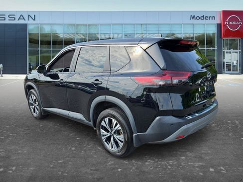 Used 2022 Nissan Rogue SV AWD/4WD image 6