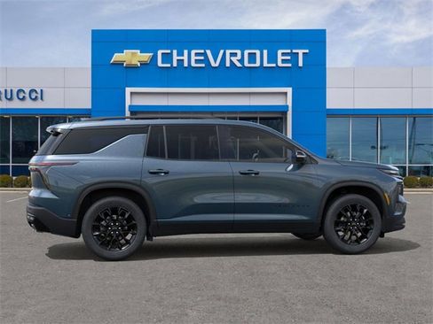 New 2026 Chevrolet Traverse LT w/ Midnight/Sport Edition image 5