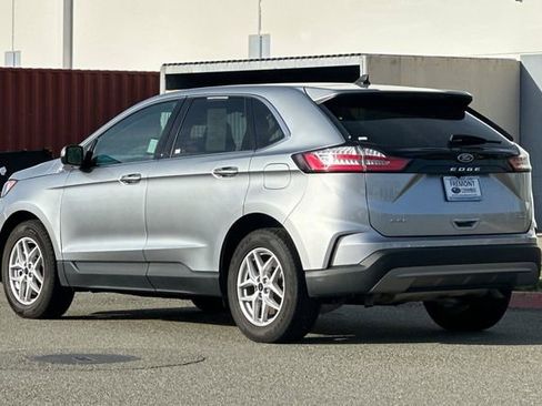 Used 2023 Ford Edge SEL AWD/4WD image 6