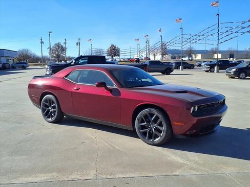 Used 2023 Dodge Challenger SXT w/ Blacktop Package image 42