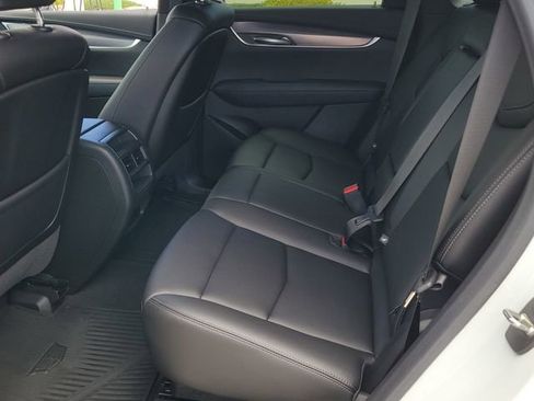 Used 2022 Cadillac XT5 Luxury AWD/4WD image 8
