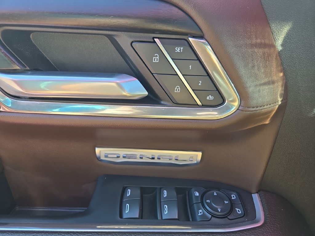 Used 2024 GMC Sierra 1500 Denali w/ Technology Package AWD/4WD image 21