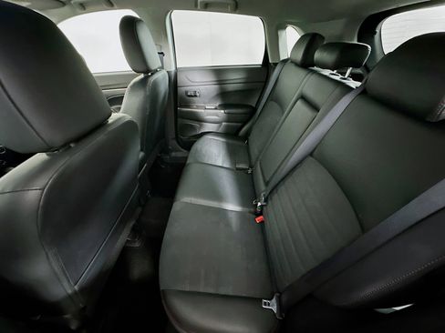 Used 2025 Mitsubishi Outlander Sport ES image 26