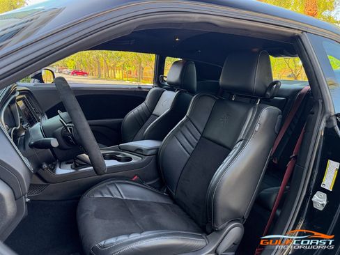 Used 2023 Dodge Challenger SRT Hellcat Redeye RWD image 21