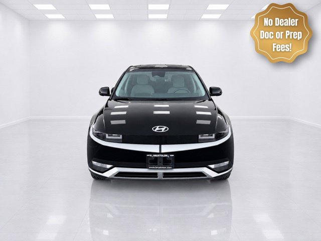 Used 2024 Hyundai Ioniq 5 SEL AWD/4WD image 2