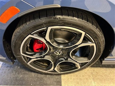 New 2026 Volkswagen GTI Autobahn image 8