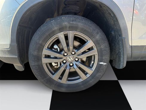 Used 2020 Honda Ridgeline Sport image 14