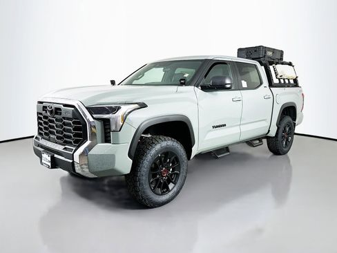 New 2026 Toyota Tundra SR5 AWD/4WD image 3
