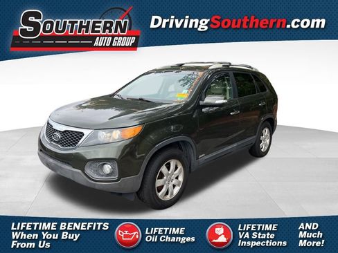 Used 2013 Kia Sorento LX w/ Convenience Pkg image 1
