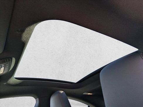 Certified 2025 Mercedes-Benz CLA 35 AMG 4MATIC image 19