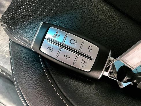 Used 2024 Genesis GV80 3.5T image 13