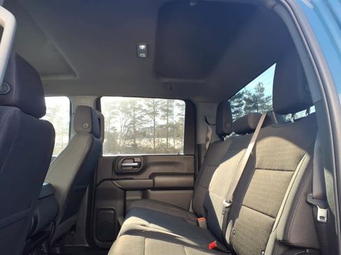 Certified 2025 Chevrolet Silverado 2500 Custom w/ Custom Value Package image 10