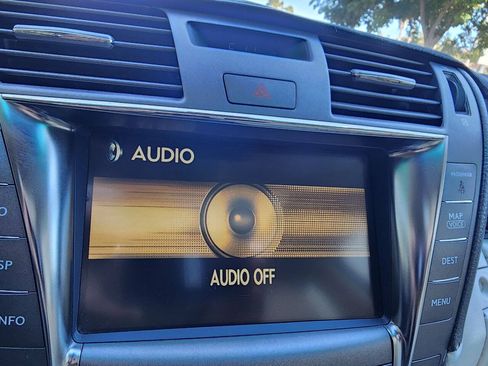Used 2009 Lexus LS 460 RWD image 28